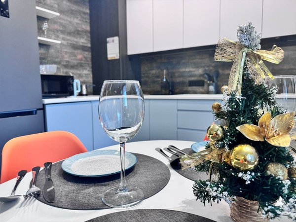 photo_5321096886838038846_y