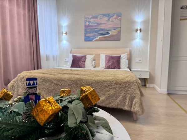 photo_5327804174055444378_y