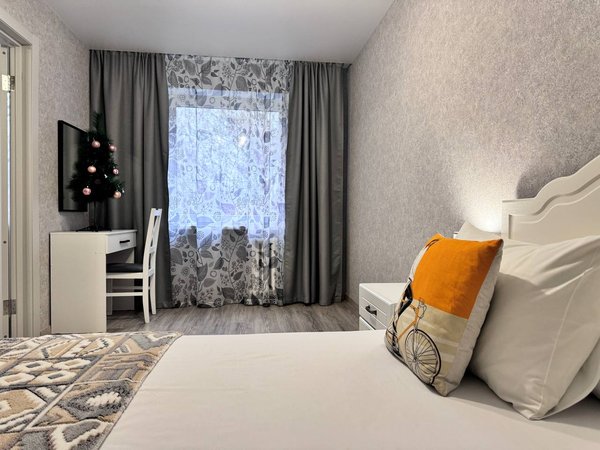 photo_5330266010654805250_y