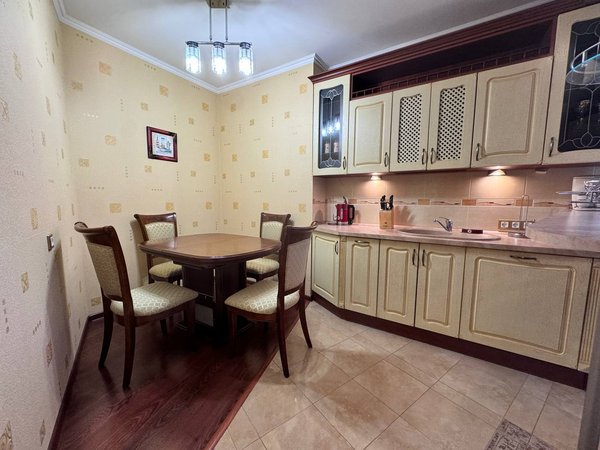 photo_5470004227620338185_y