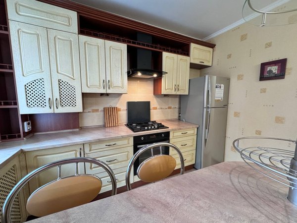 photo_5470004227620338189_y