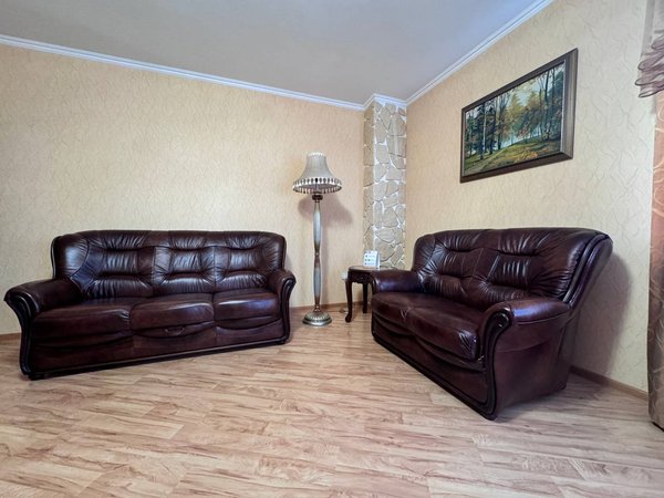 photo_5470004227620338191_y