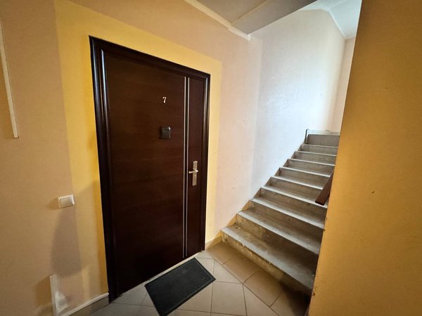 photo_5470004227620338199_y