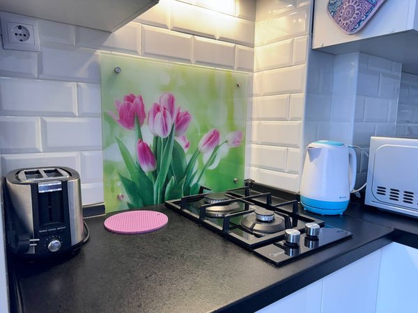 photo_5470004227620338211_y