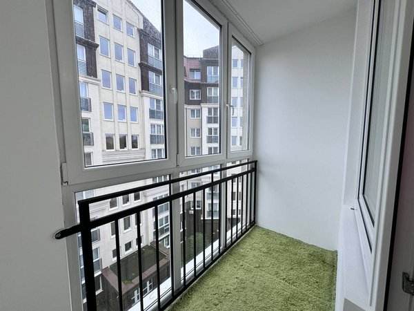 photo_5470004227620338217_y